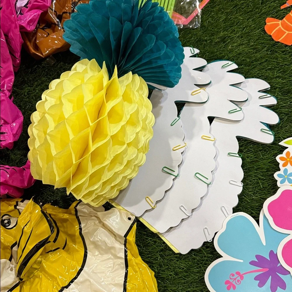 Hawaiian - Tropical - Beach - Party Decor - Giant Lot